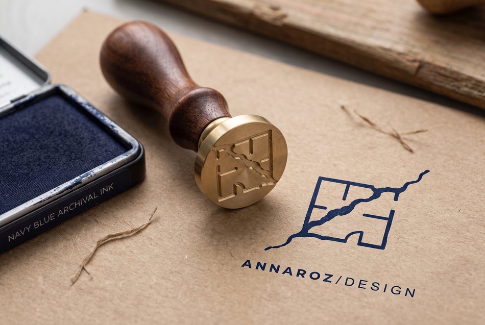 Tampon laiton et empreinte navy sur kraft